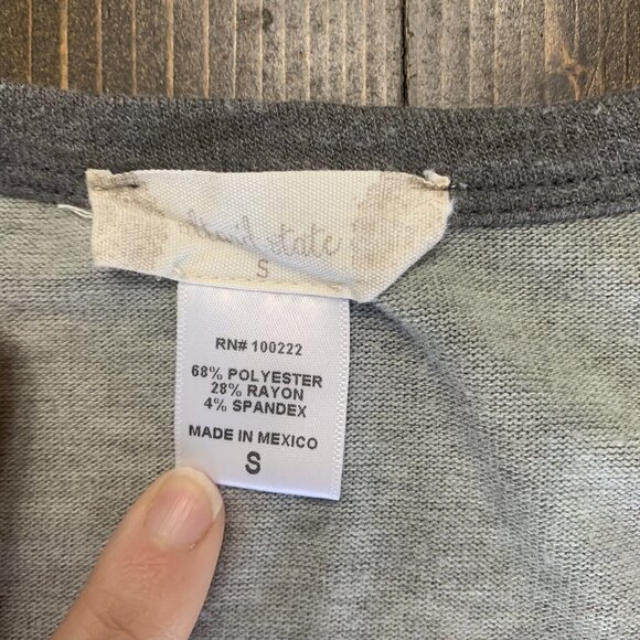 Altar’d State Crop Softest Tee, Size Small,Roomy Fit, V Neck, Gray Camo Print - Picture 2 of 3